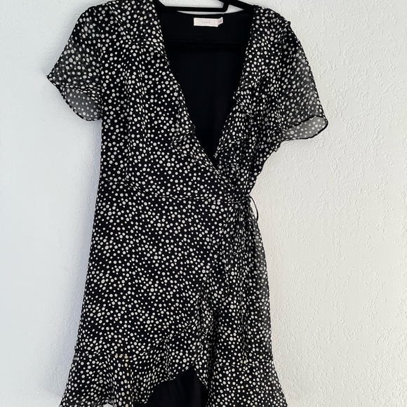 Lush Dresses & Skirts - Lush Size Medium wrap dress black and white polka dot- in great condition